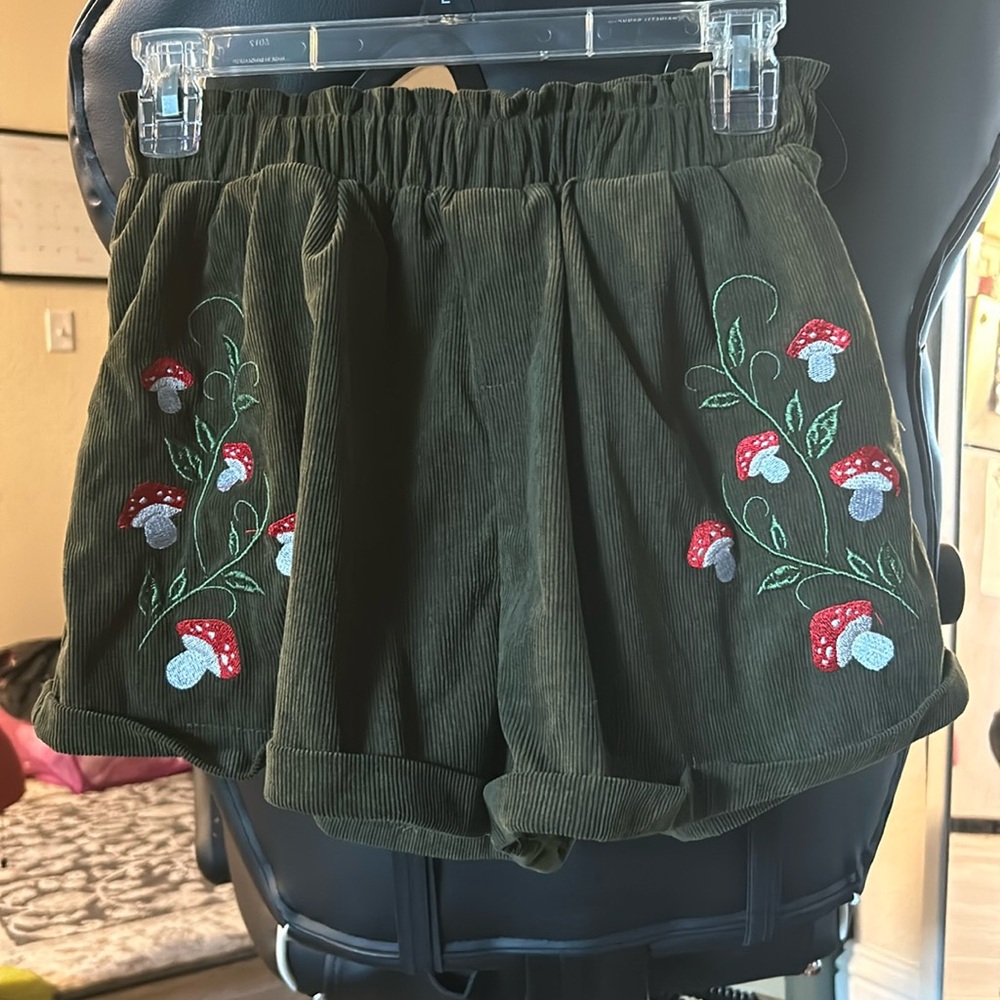 Short shorts